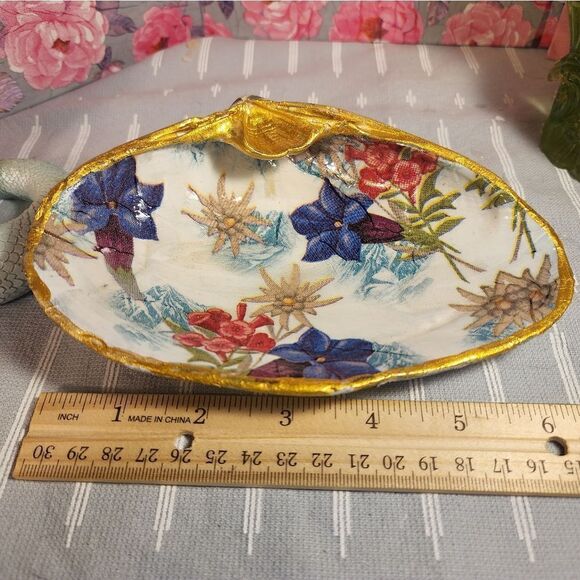 DECOUPAGE TRINKET DISH   - Picture 5 of 8